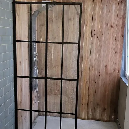 Agate * 布加勒斯特